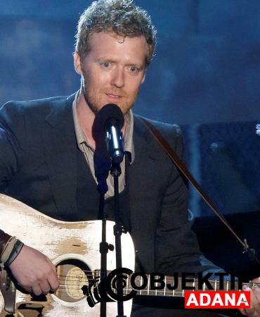 oscar-odullu-muzisyen-glen-hansard-motosiklet-kazasinda-hayatini-kaybetti-7ozy.jpg