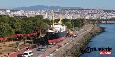 samsunda-tarihi-operasyon-bandirma-vapuru-karadan-yurutuluyor-ea24.jpg