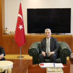 ticaret-bakani-bolat-tcmb-baskani-karahan-ile-bir-araya-geldi-vhh7.jpg