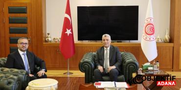 ticaret-bakani-bolat-tcmb-baskani-karahan-ile-bir-araya-geldi-vhh7.jpg