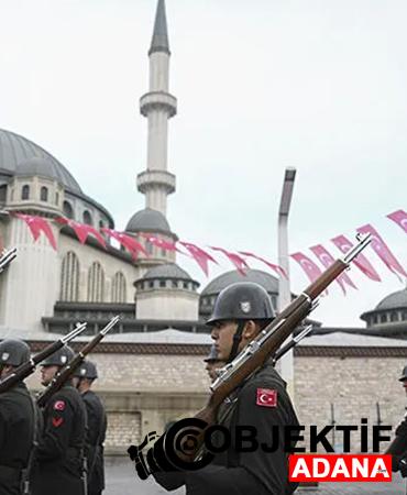 30-agustos-zafer-bayrami-hangi-gun-yarim-gun-mu-sdoq.jpg