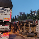 adanada-zincirleme-trafik-kazasi-cok-sayida-yarali-var-sn2w.jpg