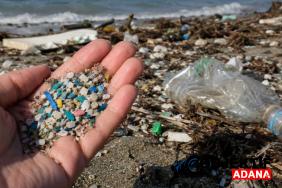 akdenizin-gozyaslari-mikroplastik-kiyiya-vuruyor-ifcs.jpg