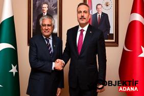 bakan-fidan-pakistan-disisleri-bakani-ishaq-dar-ile-gorustu-fhwv.jpg
