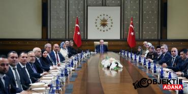 cumhurbaskani-erdogan-sehit-ailelerini-kabul-etti-iz2h.jpg
