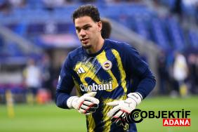 ederson-fenerbahcede-kalacaginin-sinyallerini-verdi-manchester-cityye-karsi-oynamak-guzel-olurdu-mxo.jpeg