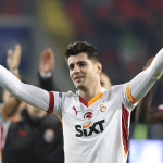 eski-galatasarayli-alvaro-morata-kume-dustu-ispanyol-golcuden-surpriz-transfer-1zxx.jpg