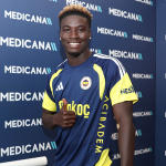fenerbahce-kojo-peprah-oppongu-kadrosuna-kattigini-acikladi-o26e.jpg