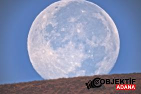 gorenleri-hayran-birakti-ay-batarken-gunes-dogdu-k04d.jpg