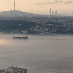 istanbulda-goz-gozu-gormuyor-bogaz-hatti-trafige-kapatildi-wg4f.jpg