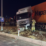 kutahyada-refuje-cikan-tirin-surucusu-yaralandi-yeo0.jpg