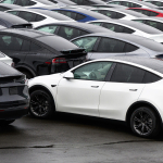 otomotivde-buyuk-alarm-tesla-dahil-11-marka-listede-milyonlarca-arac-geri-cagriliyor-wna1.jpg