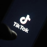 tiktoka-cocuk-gizliligi-cezasi-400-milyon-dolar-odeyecek-rx20.jpg