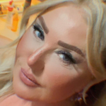 unlu-sarkici-hamiyet-apar-topar-hastaneye-kaldirildi-s5zt.jpg