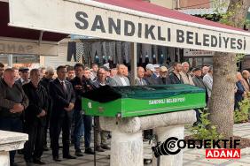 30-yilda-19-kez-aday-oldu-hic-kazanamadi-sandiklinin-simge-ismi-hayatini-kaybetti-mpyx.jpg