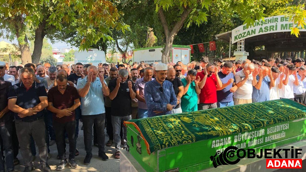 Adana039da-motosiklet-kazasinda-olen-gencin-cenazesi-topraga-verildi.jpg