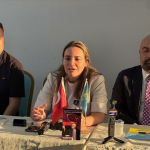 IYI-Parti-Genel-Baskan-Yardimcisi-Tas-Adana039da-partililerle-bulustu.jpg