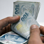 bankalarda-faizsiz-kredi-yarisi-100-bin-tlye-kadar-nakit-destegi-2laj.jpg