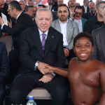 cumhurbaskani-erdogan-yagli-gures-cumhurbaskanligi-kupasini-takip-etti-oj2u.jpg