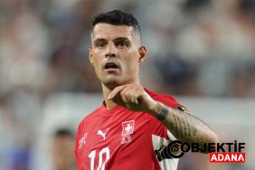 granit-xhaka-sahte-koronavirus-sertifikasi-aldigini-itiraf-etti-6jas.jpg