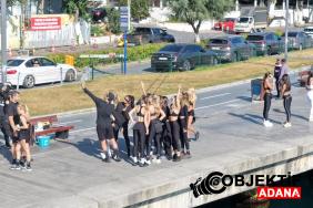 istanbul-bogazinda-gorkemli-yaza-veda-yuzlerce-jet-ski-bogazda-gorsel-solen-olusturdu-7nqe.jpg