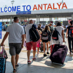 iste-sezondan-manzaralar-turist-geldi-ama-hasilat-sevindirmedi-tooy.jpg