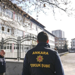 okullarda-guvenlik-alarmi-31-bin-gorevli-sahaya-cikacak-lab7.jpg