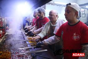 Adana039da-kebapcilar-Lezzet-Festivali-oncesi-mangallarini-hazirladi.jpg