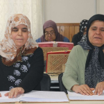 Gorme-engelli-iki-kardes-parmak-uclariyla-Kur039an-i-Kerim039i-bircok-kez.jpg