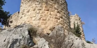 Kozan039da-Kesfedilmeyi-Bekleyen-Tarihi-Guzellik-Bucak-Kalesi.webp.webp.webp