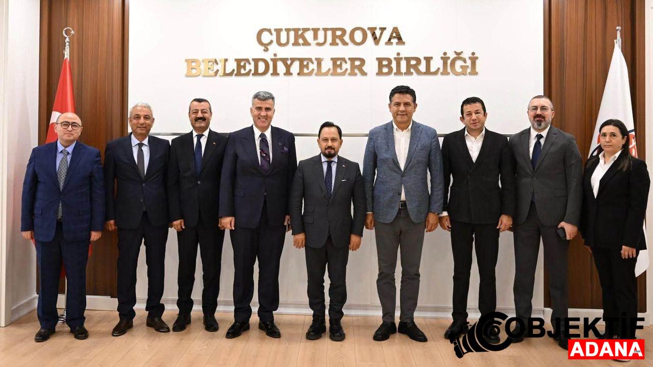 Yarbasi-Belediye-Baskani-Aksoy-Adanada-Toplantiya-Katildi.jpg