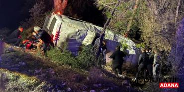 antalyada-dagcilari-tasiyan-minibus-sarampole-devrildi-cok-sayida-yarali-var-8834.jpg