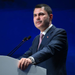 bakan-kurumdan-ozgur-ozele-yanit-soyledigin-her-sey-yalan-wknx.jpg