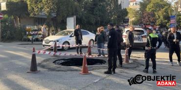 besiktasta-ana-caddede-yol-coktu-trafik-aksadi-rxpp.jpg