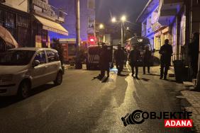 bursada-oglunun-rehin-aldigi-anneyi-polis-kurtardi-vitz.jpg
