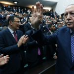 cumhurbaskani-erdoganin-kravatinda-dikkat-ceken-detay-tb2d.jpg