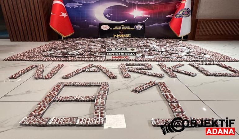 duzcede-2-yolcu-otobusunde-22-milyon-lira-degerinde-uyusturucu-ele-gecirildi-x9te.jpg