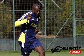 fenerbahcenin-aston-villa-maci-kamp-kadrosu-aciklandi-romelu-lukaku-karari-ammh.jpg
