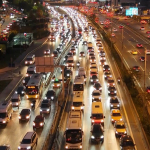 istanbulda-trafik-durma-noktasina-geldi-yogunluk-yuzde-70i-asti-6o77.jpg