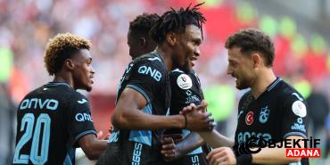 karadeniz-derbisinde-kazanan-trabzonspor-firtina-3-golle-galibiyete-ulasti-gyxd.jpg