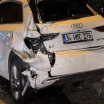 sariyerde-otomobil-park-halindeki-6-araca-carpt-atzv.jpg